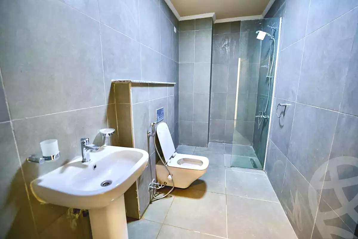 https://aqarmap.com.eg/ar/listing/7172441-for-sale-north-coast-resorts-direction-white-arabella