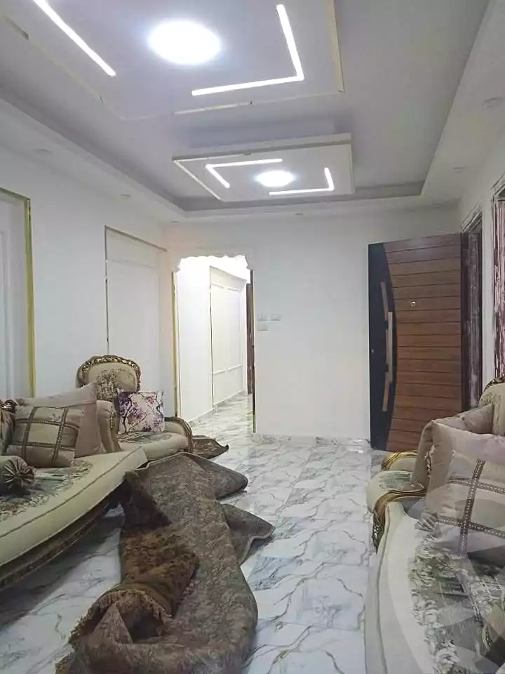 https://aqarmap.com.eg/ar/listing/7172594-for-sale-alexandria-miami-shr-jml-bd-lnsr