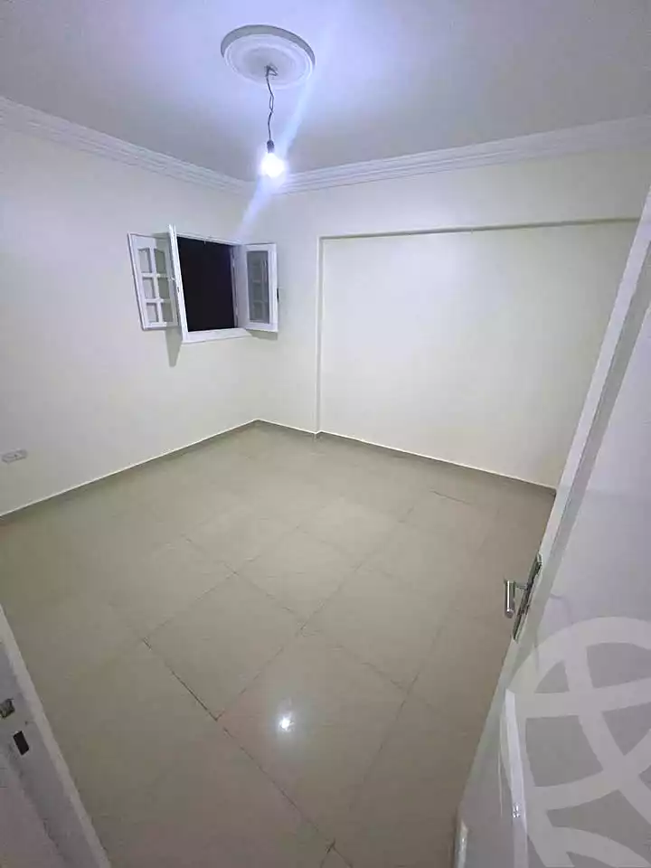 https://aqarmap.com.eg/ar/listing/7172836-for-sale-alexandria-sydy-bshr-sydy-bshr-bhry-shr-khld-bn-lwlyd