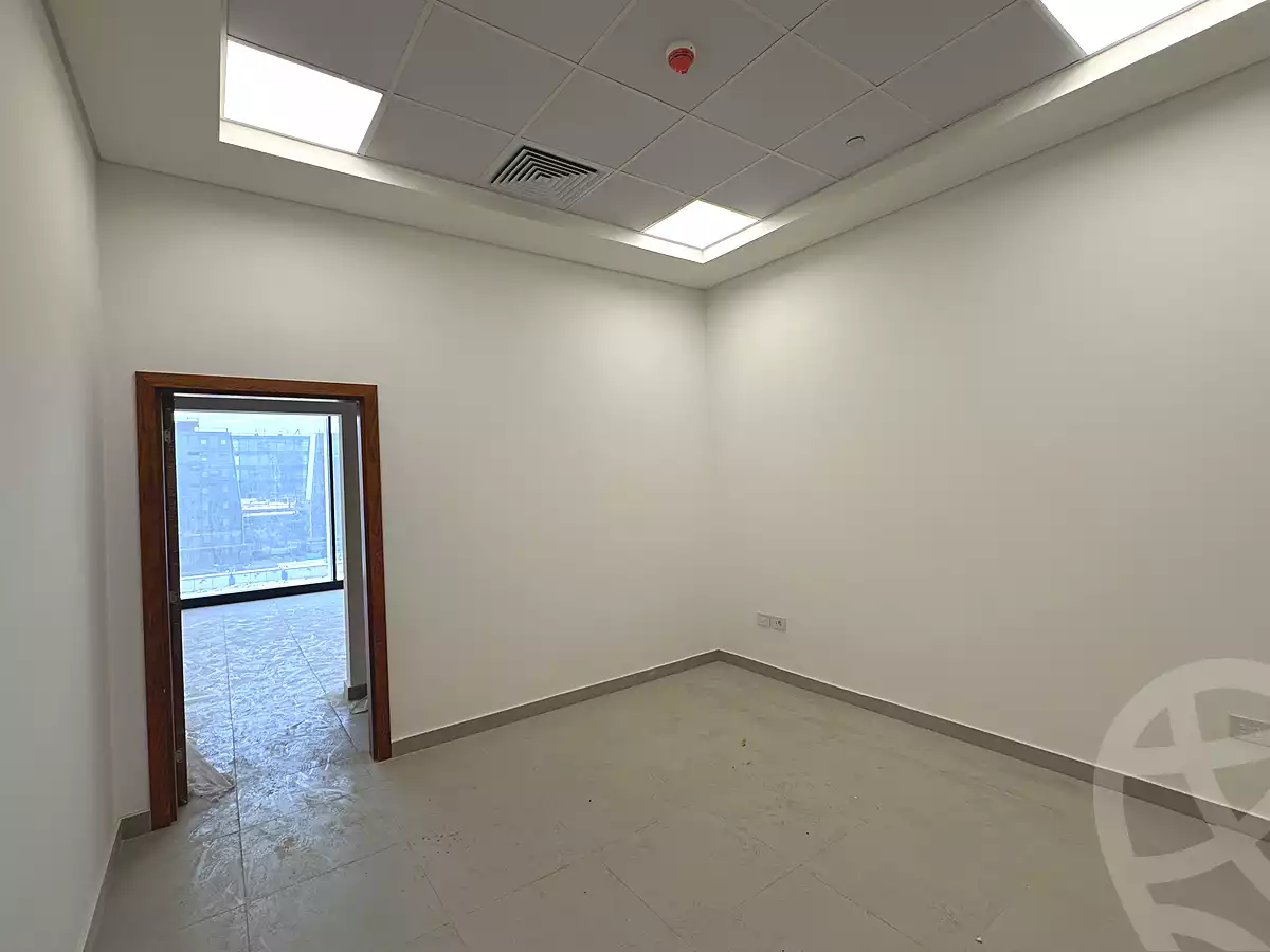 https://aqarmap.com.eg/ar/listing/7171767-for-rent-cairo-new-cairo-compounds-kyrw-byzns-blz-btr-hwm-llttwyr