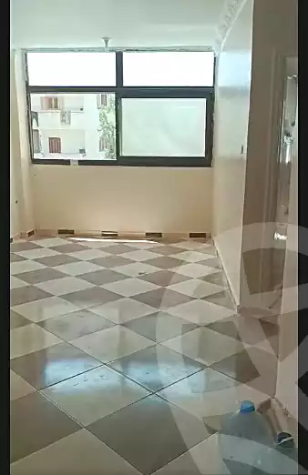 https://aqarmap.com.eg/en/listing/7173058-for-rent-alexandria-al-agamy-el-hanouvel-el-warsha-st