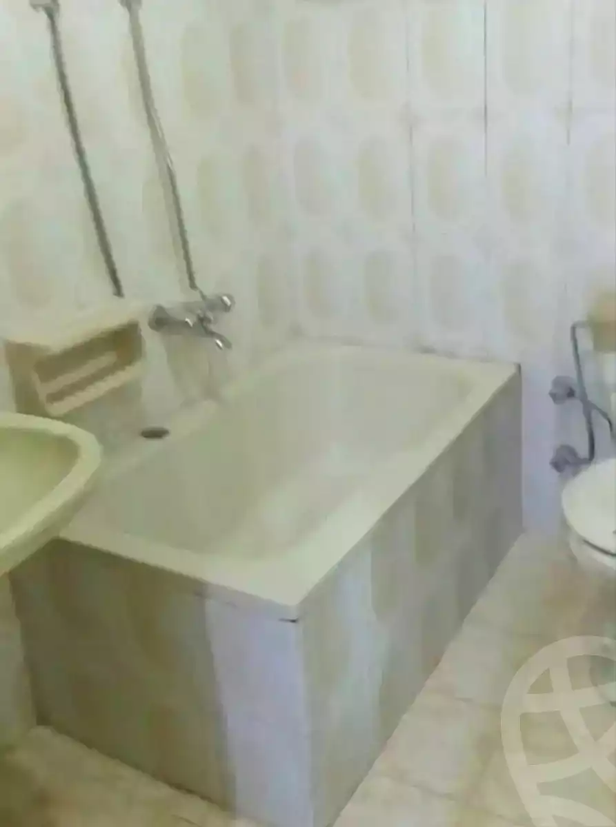 https://aqarmap.com.eg/ar/listing/7173107-for-sale-alexandria-sydy-bshr-sydy-bshr-bhry-shr-khld-bn-lwlyd