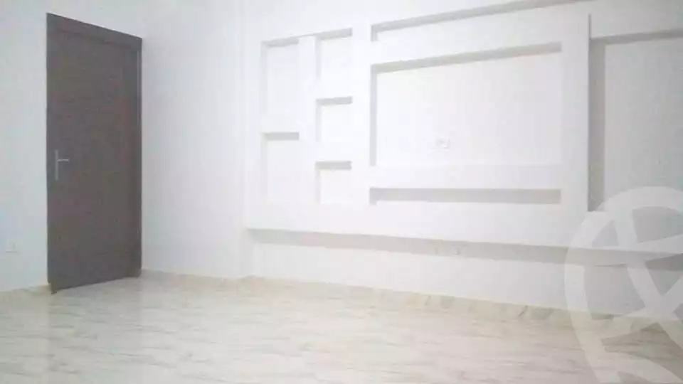 https://aqarmap.com.eg/ar/listing/7173441-for-rent-alexandria-el-asafra