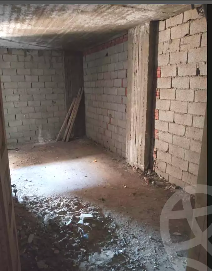 https://aqarmap.com.eg/ar/listing/7173528-for-sale-alexandria-al-agamy-bw-ywsf-hosni-mubarak-st