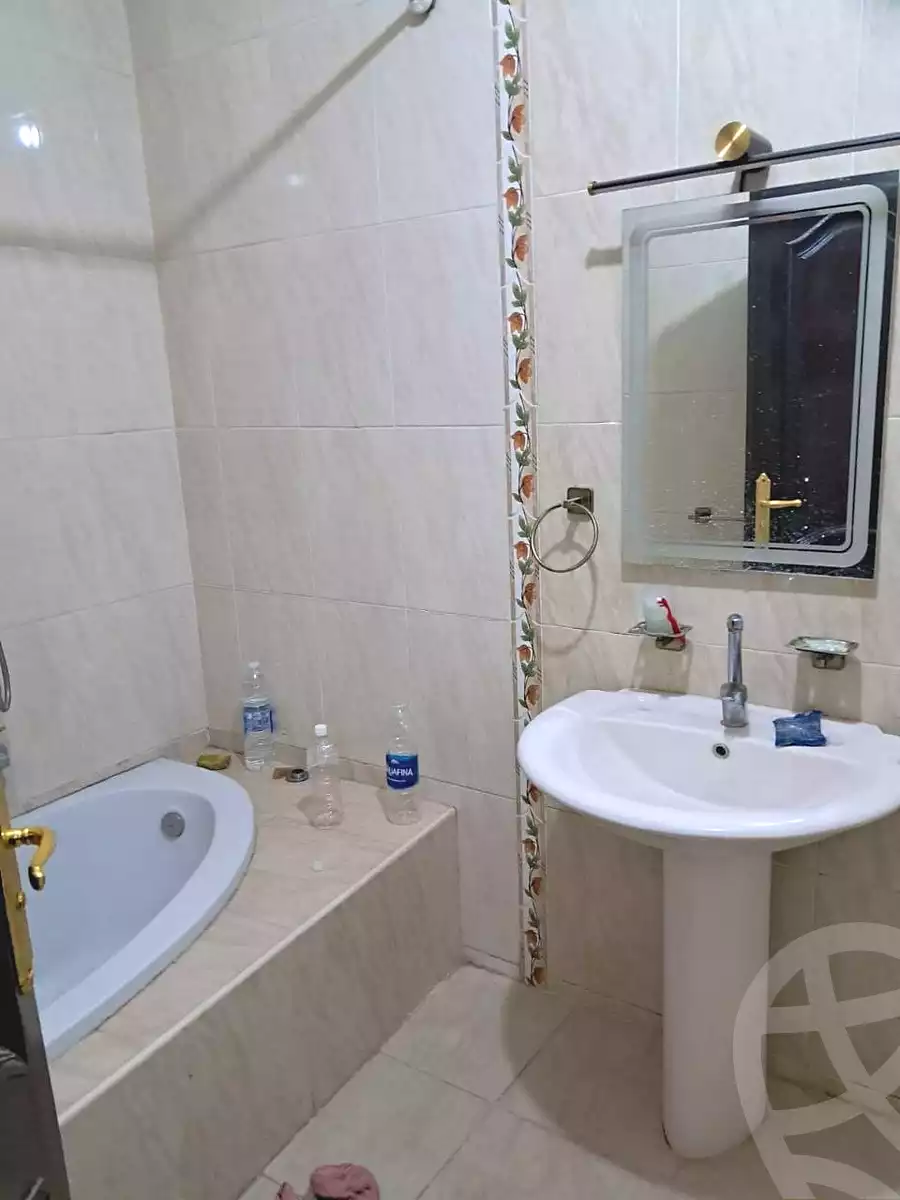 https://aqarmap.com.eg/ar/listing/7173538-for-sale-cairo-new-cairo-el-yassamin-el-yasmeen-3-mohamed-rahim-st