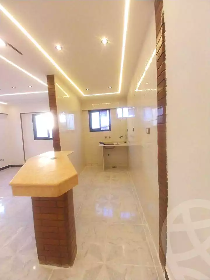 https://aqarmap.com.eg/ar/listing/7173736-for-sale-alexandria-al-agamy-shataa-el-nakheel