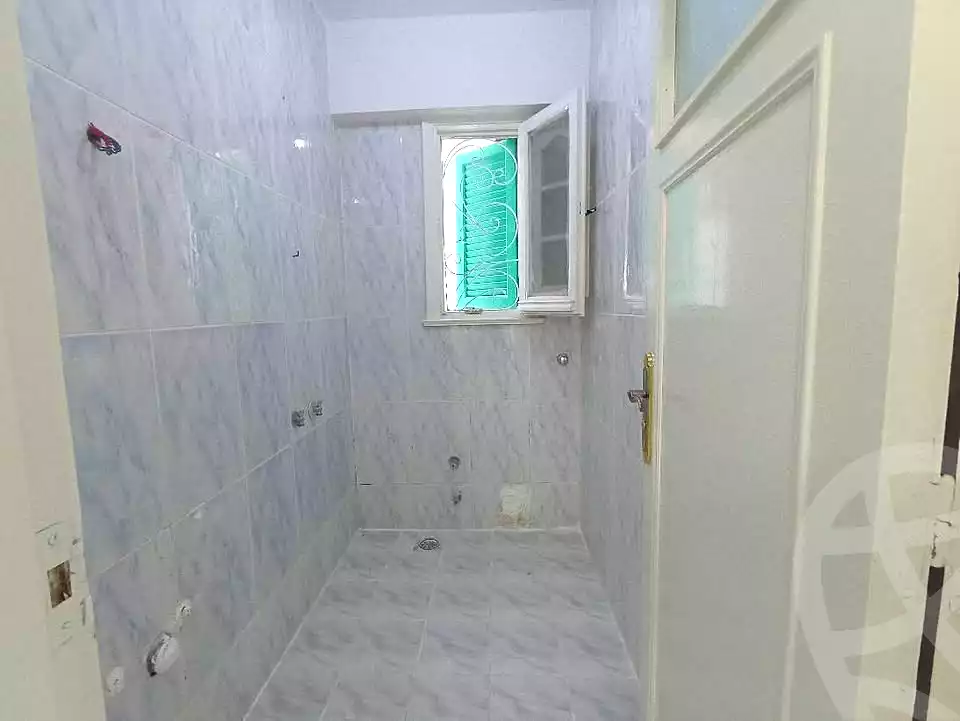 https://aqarmap.com.eg/en/listing/7173758-for-sale-alexandria-al-agamy-shataa-el-nakheel