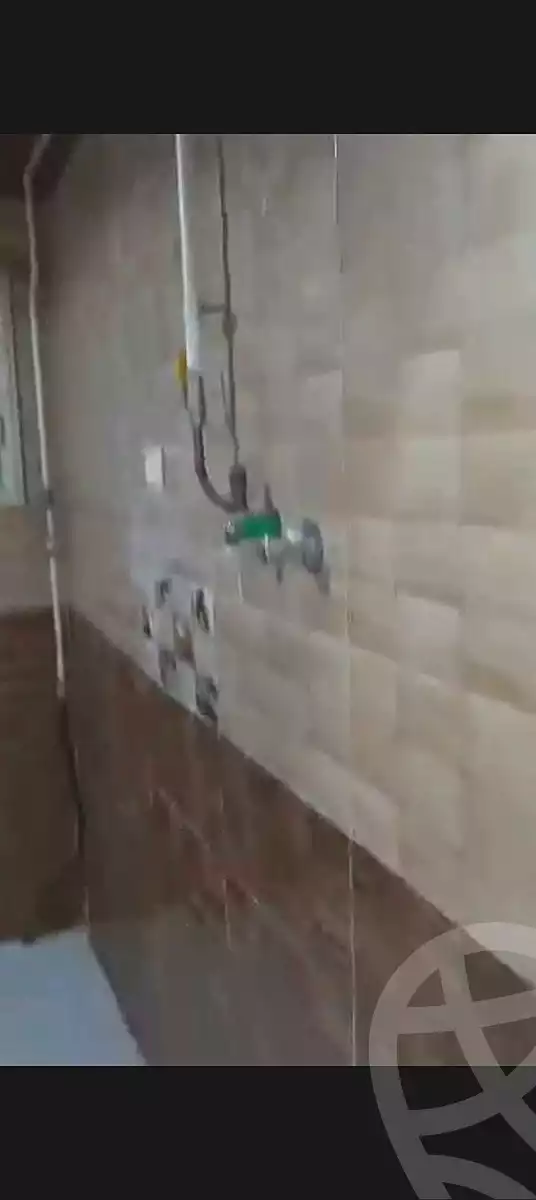 https://aqarmap.com.eg/en/listing/7173935-for-sale-alexandria-al-agamy-el-hanouvel-radwan-st