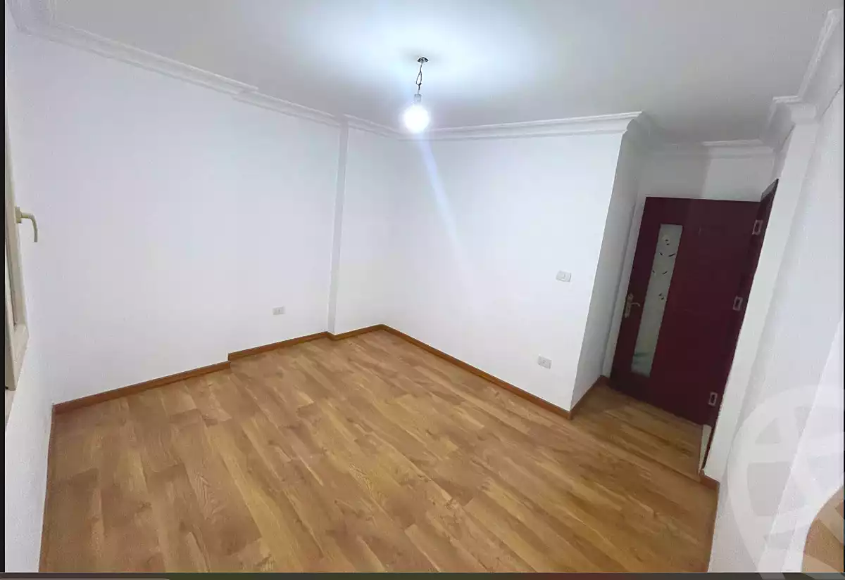 https://aqarmap.com.eg/ar/listing/7174057-for-rent-alexandria-sydy-bshr