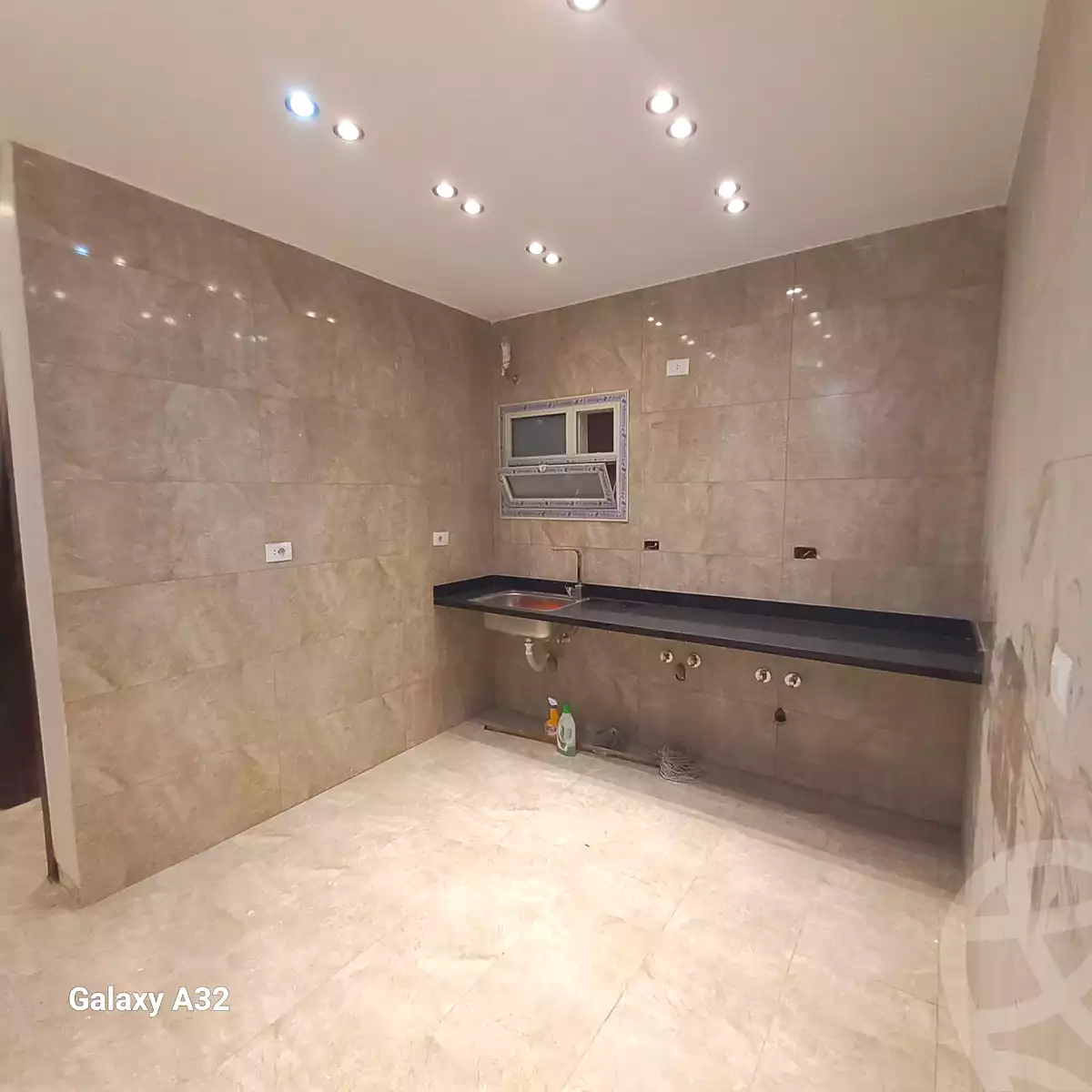 https://aqarmap.com.eg/en/listing/7174548-for-rent-cairo-new-cairo-compounds-la-maison-compound
