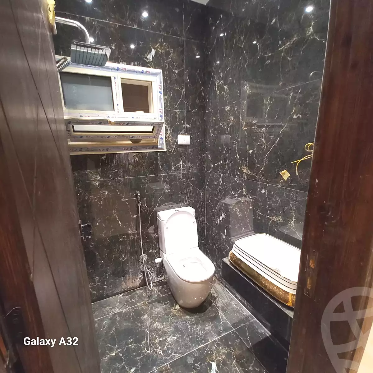 https://aqarmap.com.eg/en/listing/7174548-for-rent-cairo-new-cairo-compounds-la-maison-compound