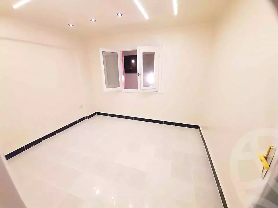 https://aqarmap.com.eg/ar/listing/7174697-for-sale-alexandria-al-agamy-shataa-el-nakheel