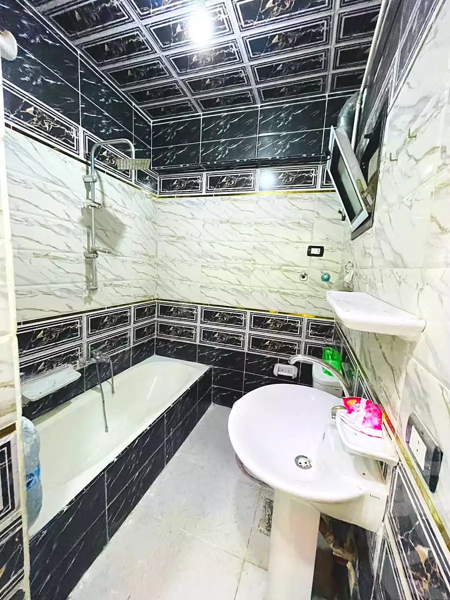 https://aqarmap.com.eg/ar/listing/7174800-for-sale-alexandria-lsywf-el-falki-street-16-el-eslah