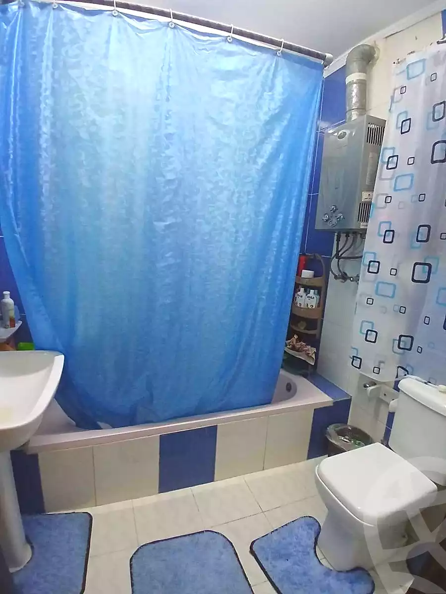 https://aqarmap.com.eg/en/listing/7175031-for-sale-cairo-faisal-kafr-tohormos-queen-nazli-st