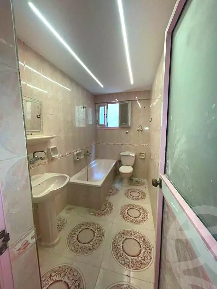 https://aqarmap.com.eg/ar/listing/7175231-for-sale-alexandria-lsywf-el-falki