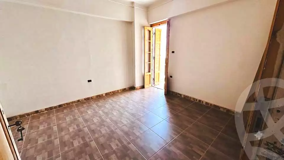https://aqarmap.com.eg/ar/listing/7175311-for-sale-alexandria-el-asafra-l-sfr-bhry