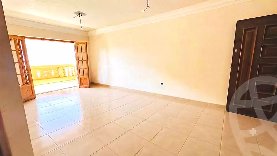 https://aqarmap.com.eg/ar/listing/7175311-for-sale-alexandria-el-asafra-l-sfr-bhry