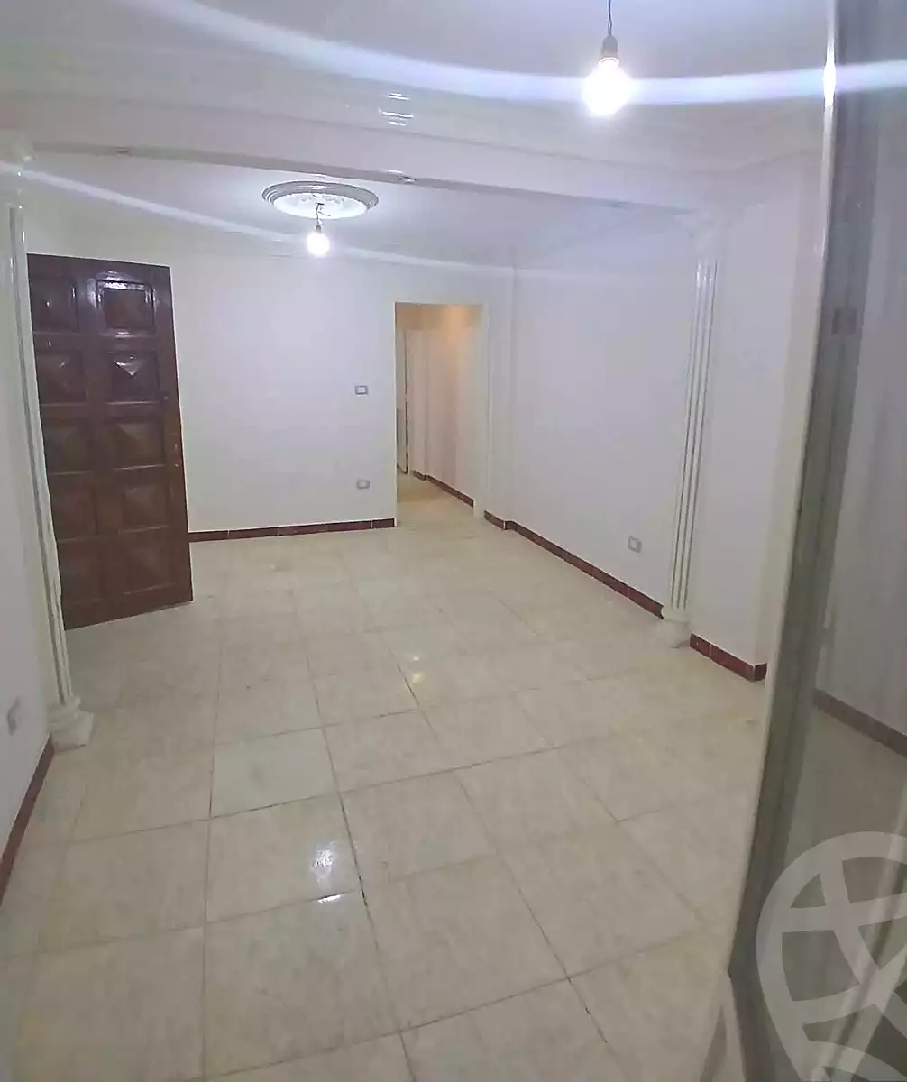 https://aqarmap.com.eg/ar/listing/7175329-for-sale-alexandria-lsywf-el-falki