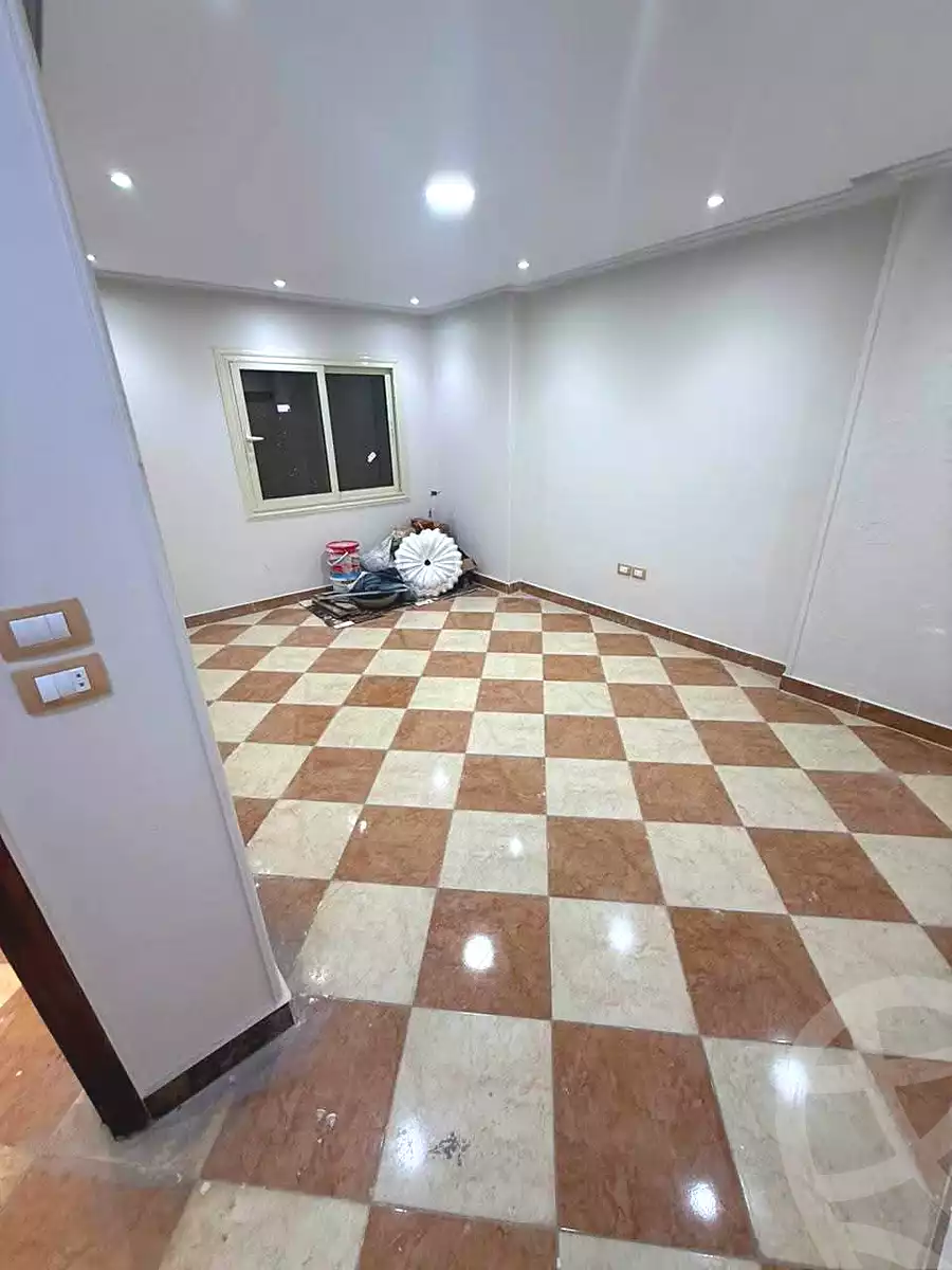 https://aqarmap.com.eg/ar/listing/7175394-for-sale-cairo-helwan-helwan-el-sharkeya-latif-basha-st