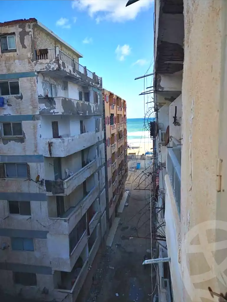 https://aqarmap.com.eg/ar/listing/7175410-for-sale-alexandria-al-agamy-el-hanouvel