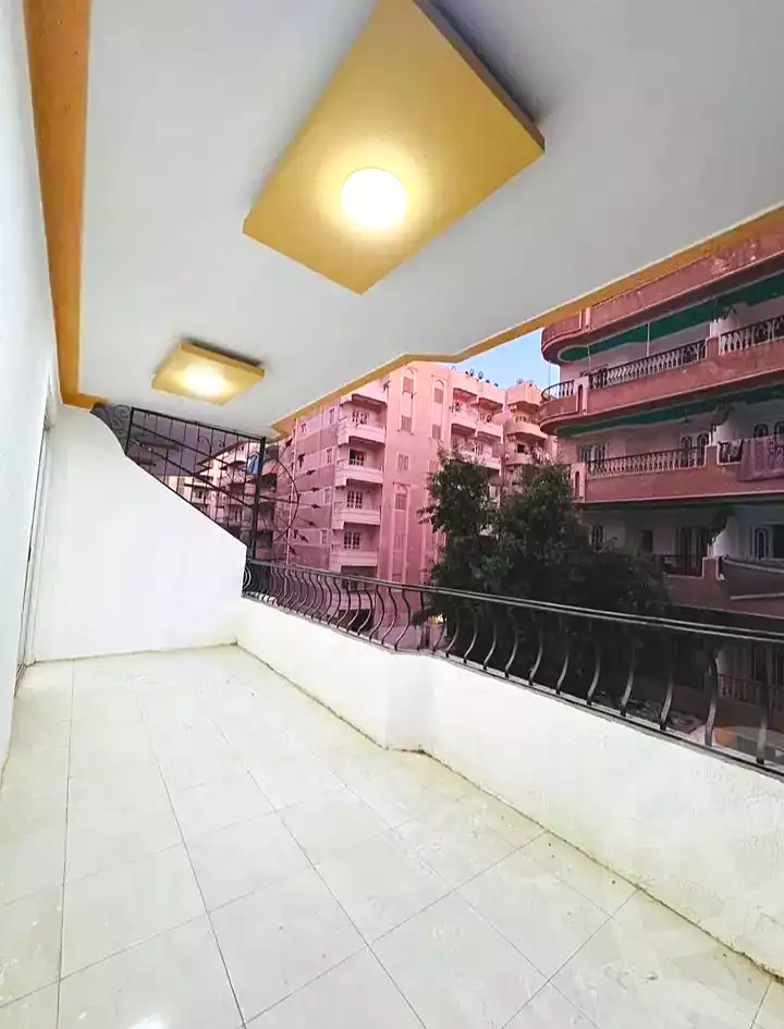 https://aqarmap.com.eg/ar/listing/7175592-for-sale-alexandria-al-agamy-shataa-el-nakheel