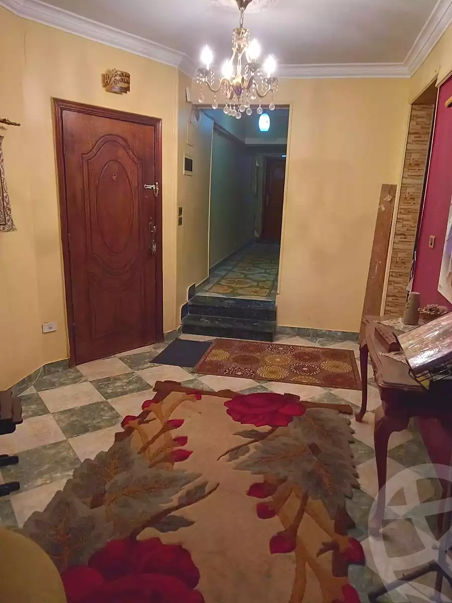 https://aqarmap.com.eg/ar/listing/7175720-for-sale-cairo-faisal-kafr-tohormos-queen-nazli-st
