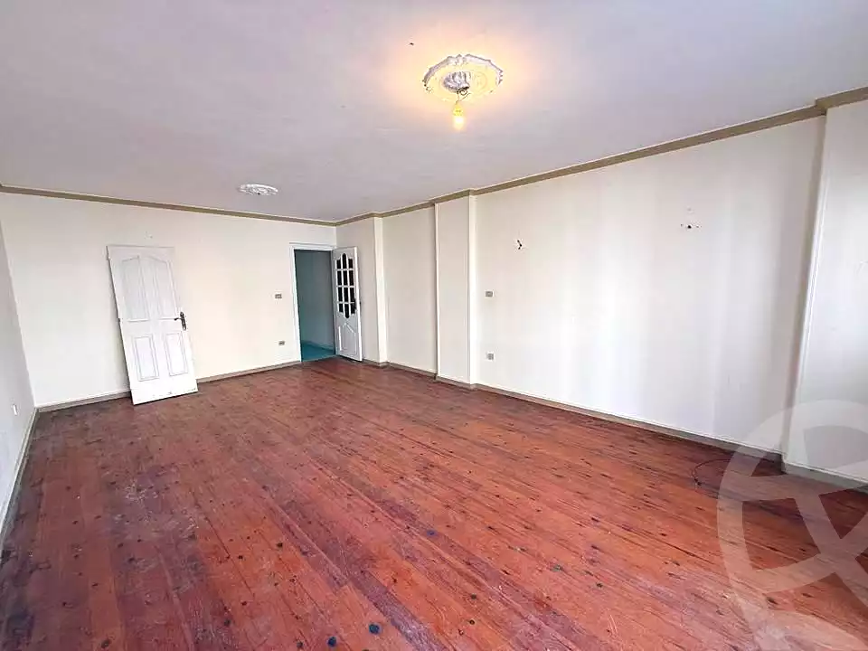 https://aqarmap.com.eg/ar/listing/7176102-for-rent-alexandria-ganaklis