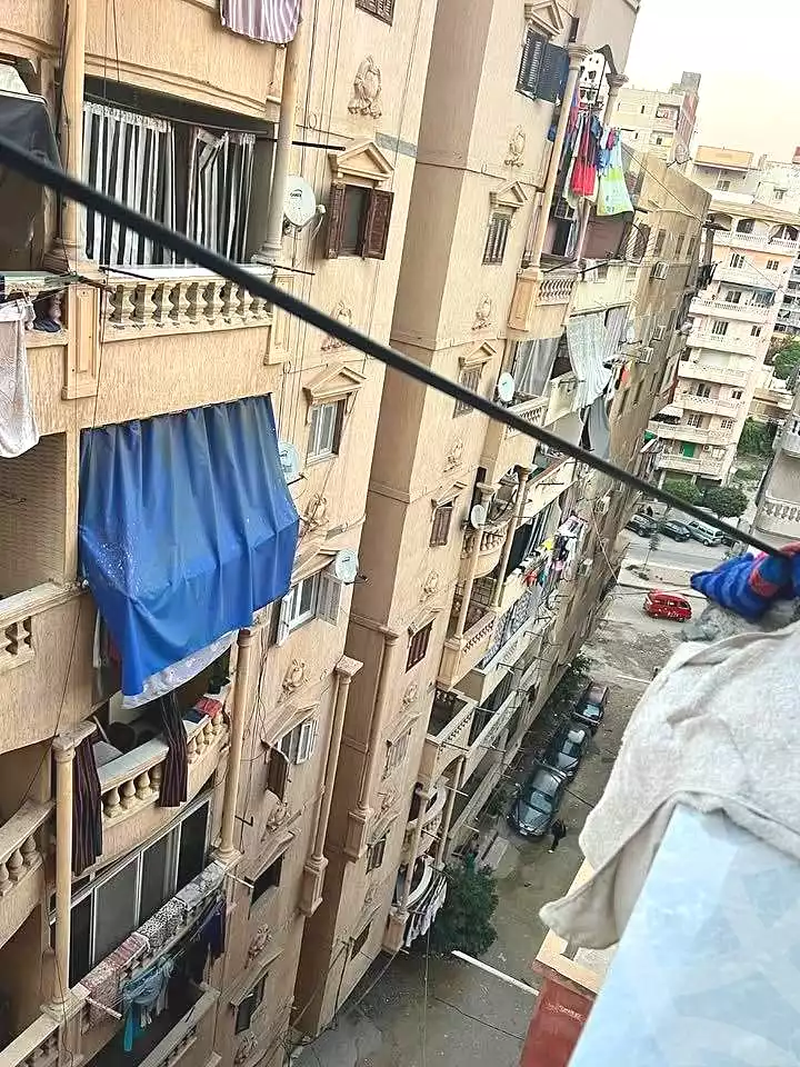 https://aqarmap.com.eg/ar/listing/7176120-for-sale-alexandria-al-agamy-lbytsh-shahr-al-assal-st