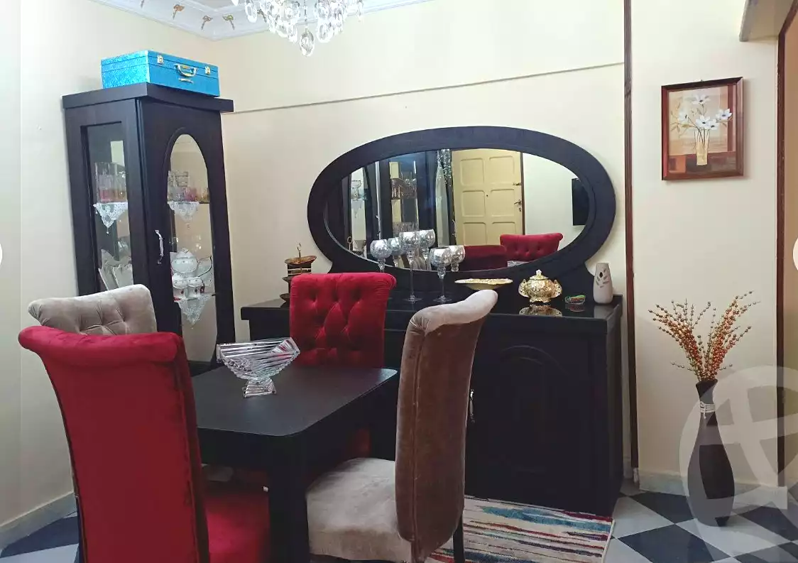 https://aqarmap.com.eg/en/listing/7176154-for-sale-cairo-helwan-helwan-el-sharkeya-mostafa-safwat-st