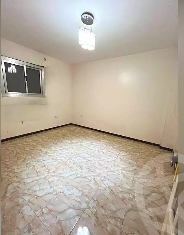 https://aqarmap.com.eg/ar/listing/7176210-for-sale-cairo-helwan-hadayek-helwan-el-khashab-canal
