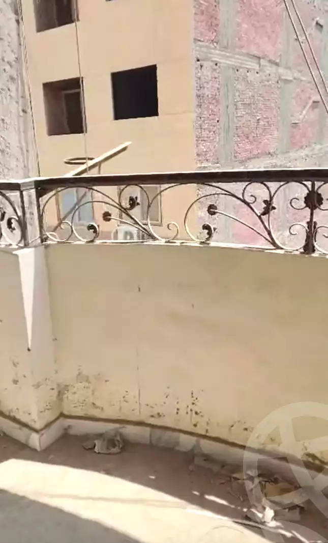 https://aqarmap.com.eg/ar/listing/7176264-for-sale-cairo-helwan-hadayek-helwan-el-eshrein-st