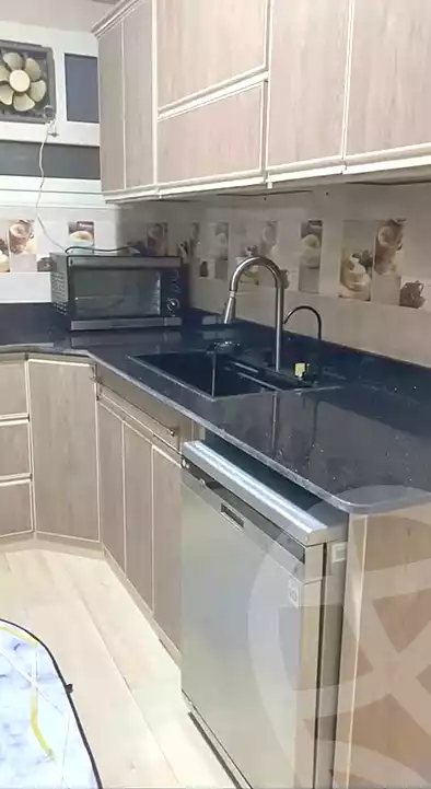 https://aqarmap.com.eg/ar/listing/7176283-for-sale-cairo-el-haram-el-talbya-ezz-el-deen-omar-st