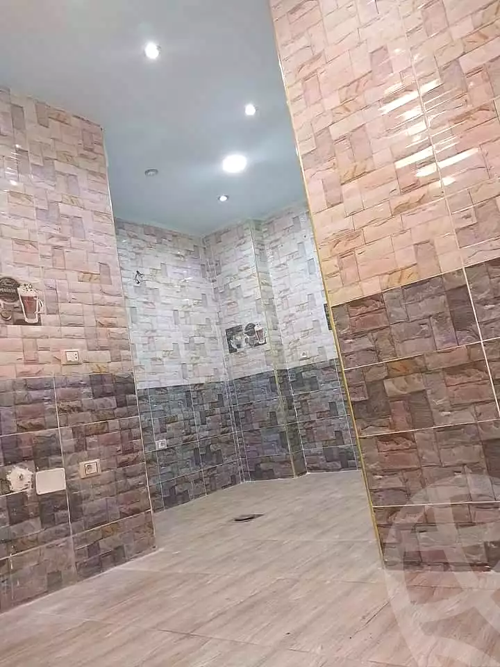 https://aqarmap.com.eg/ar/listing/7176411-for-sale-cairo-helwan-helwan-el-sharkeya-ryad-pasha-st