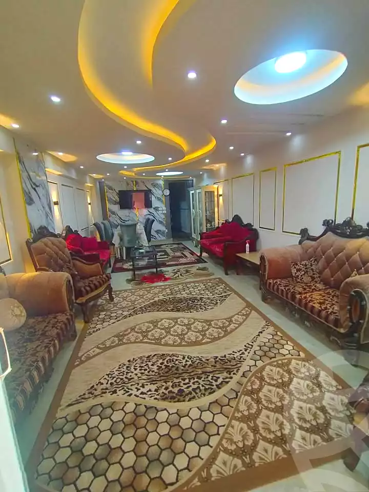 https://aqarmap.com.eg/ar/listing/7176425-for-sale-alexandria-al-agamy-lbytsh-mohamed-el-fardi-st