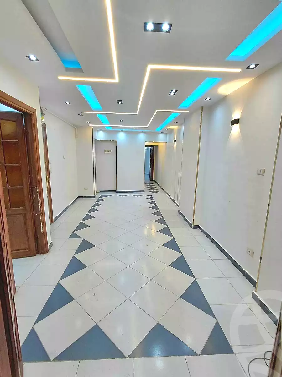 https://aqarmap.com.eg/ar/listing/7176552-for-sale-alexandria-sydy-bshr-sydy-bshr-bhry