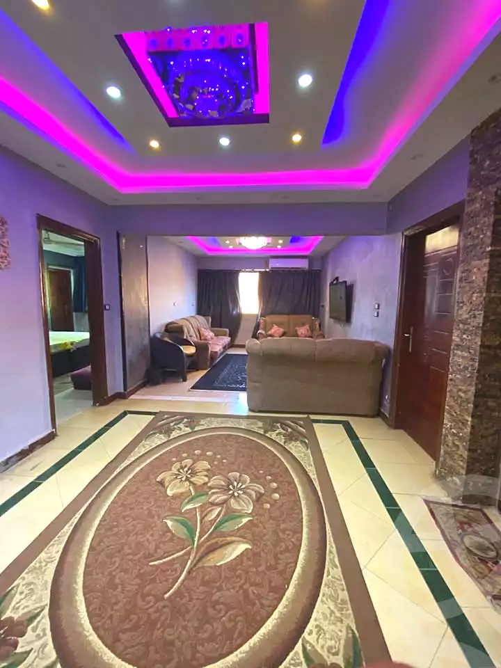 https://aqarmap.com.eg/ar/listing/7176835-for-sale-cairo-helwan-helwan-el-sharkeya-heidar-st