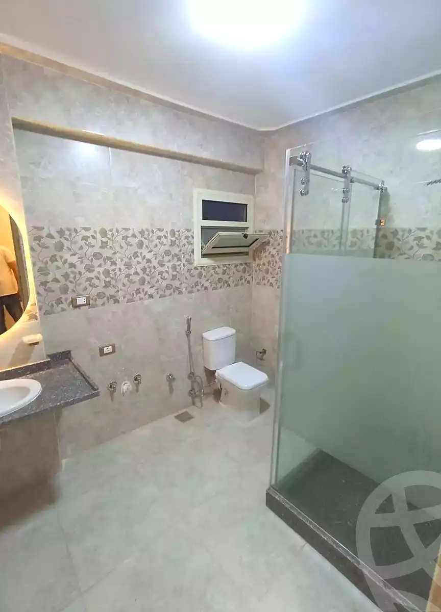 https://aqarmap.com.eg/ar/listing/7177150-for-sale-alexandria-al-agamy-lbytsh-al-samalehy-2-st