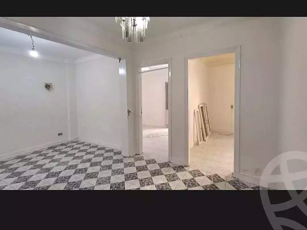 https://aqarmap.com.eg/ar/listing/7177579-for-sale-alexandria-miami-street-57