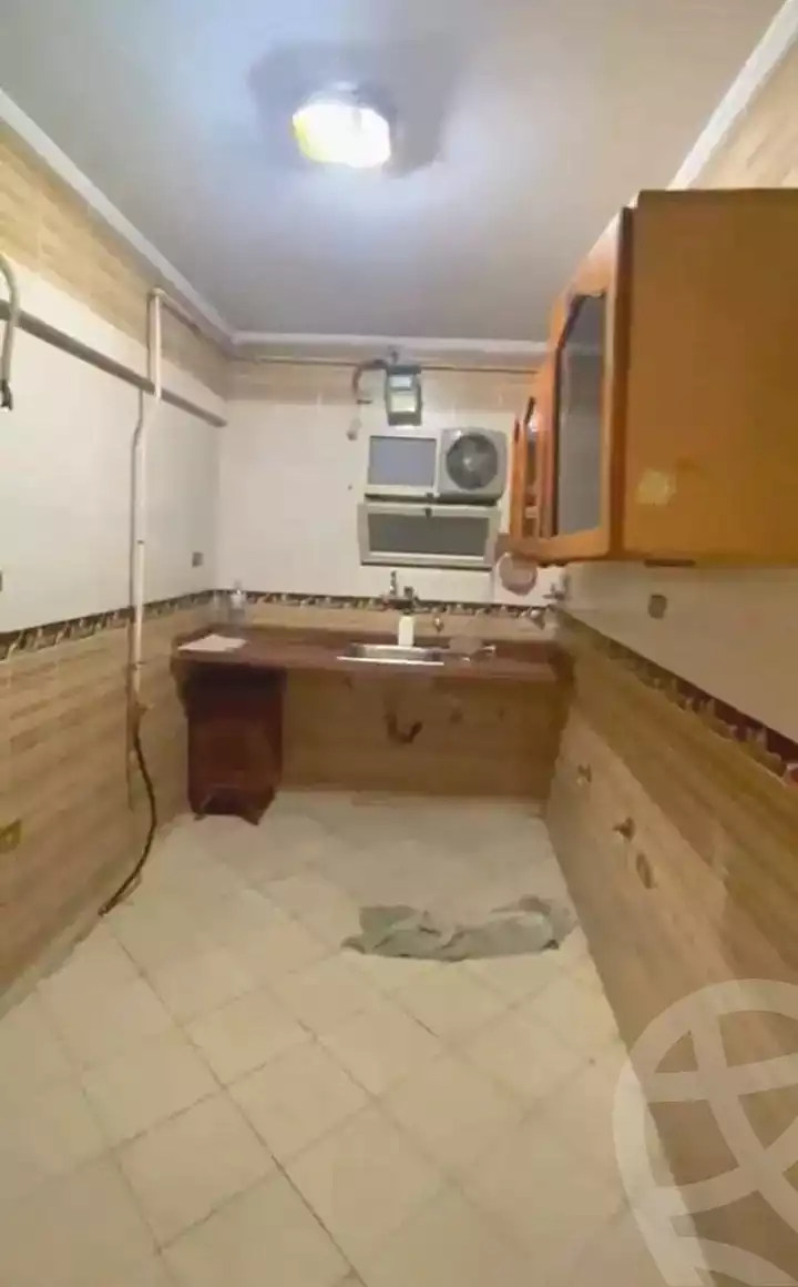 https://aqarmap.com.eg/en/listing/7177636-for-rent-alexandria-moharram-bey