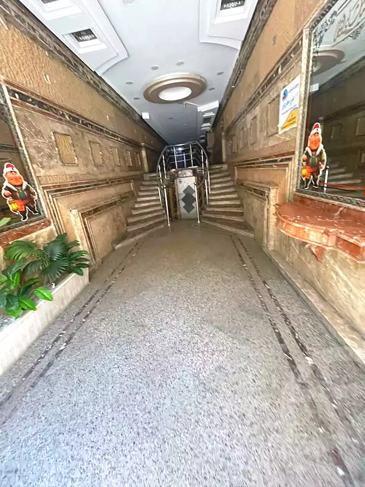 https://aqarmap.com.eg/ar/listing/7177683-for-sale-alexandria-sydy-bshr-sydy-bshr-bhry-shr-khld-bn-lwlyd