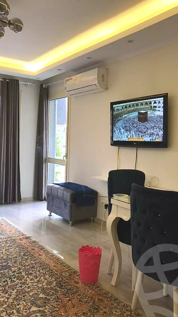 https://aqarmap.com.eg/en/listing/7177684-for-sale-cairo-el-sheikh-zayed-city-compounds-jn-1