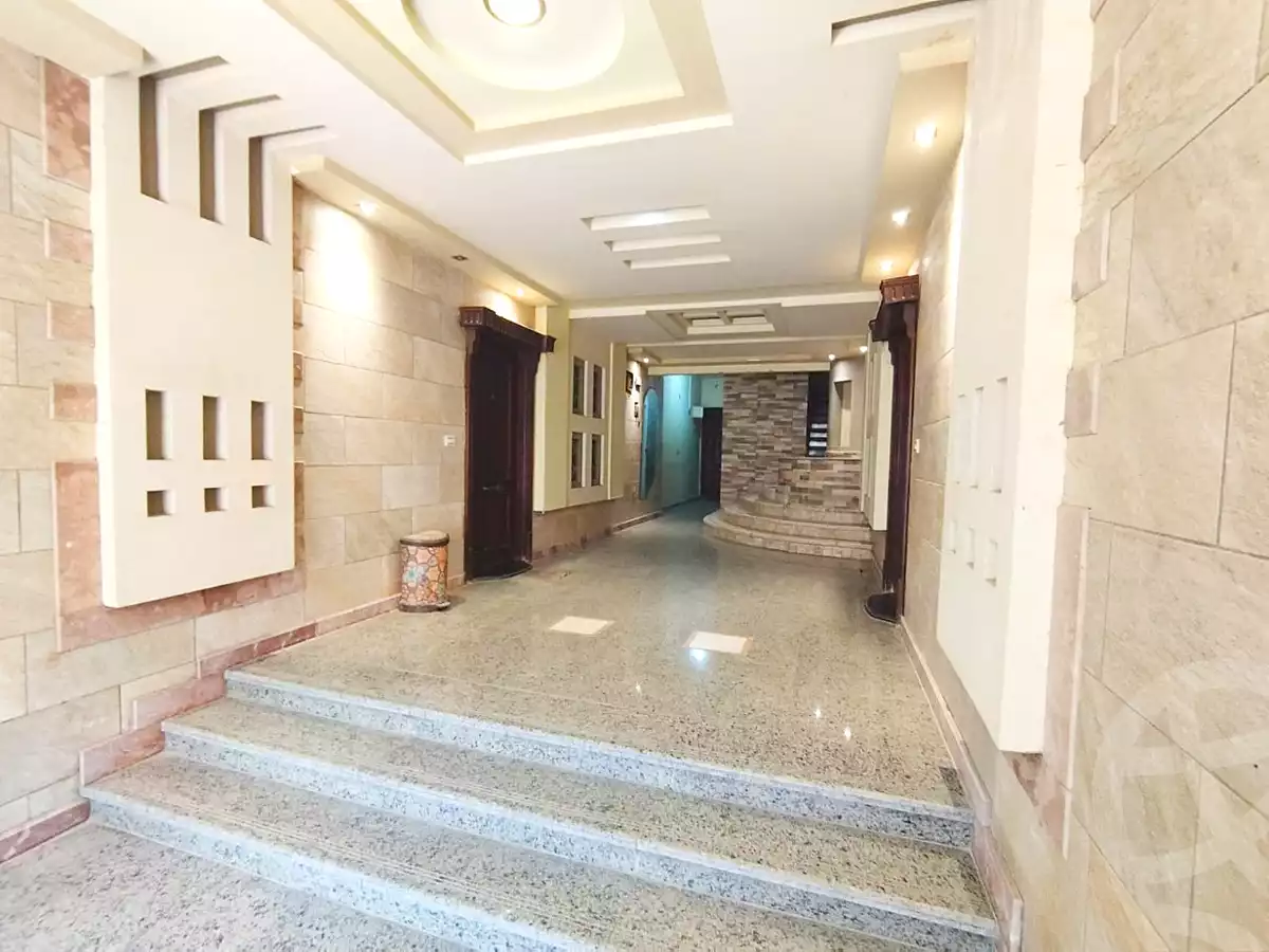 https://aqarmap.com.eg/ar/listing/7177745-for-sale-cairo-new-cairo-el-narges-el-narges-omarat-mohamed-sabry-abu-alam-st