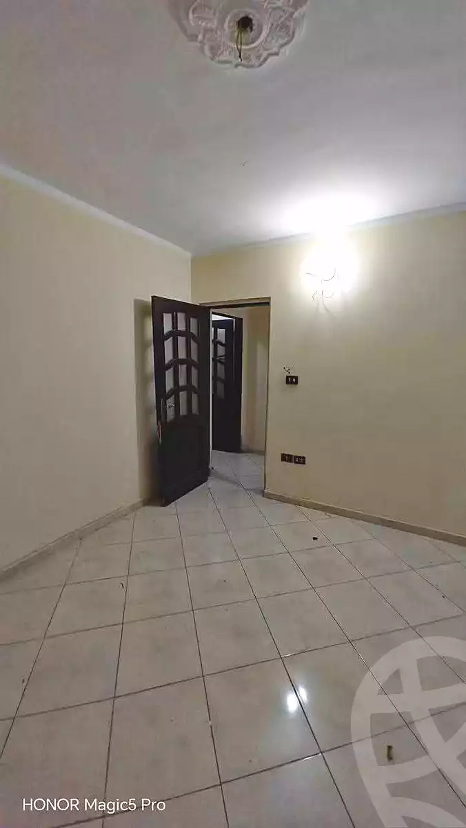 https://aqarmap.com.eg/en/listing/7178043-for-rent-cairo-helwan-mnshy-yn-hlwn-rael-st