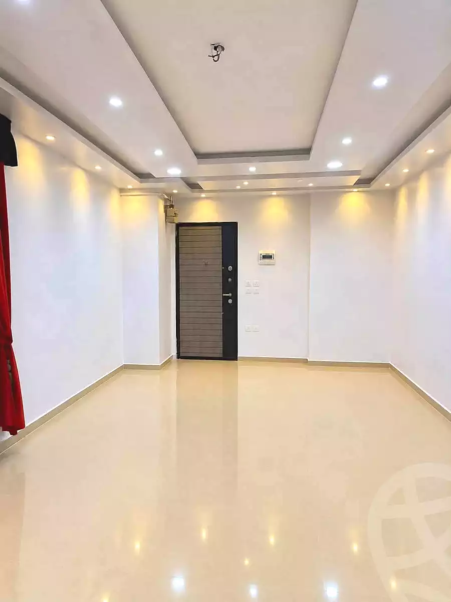 https://aqarmap.com.eg/ar/listing/7178063-for-sale-cairo-helwan-helwan-el-sharkeya-omar-ibn-abd-el-aziz-st