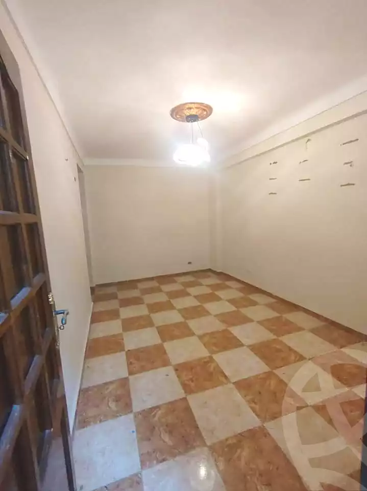https://aqarmap.com.eg/ar/listing/7178197-for-sale-alexandria-lsywf-el-falki