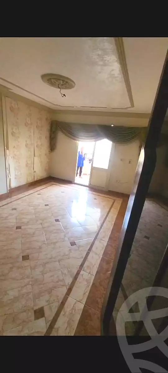 https://aqarmap.com.eg/ar/listing/7178591-for-sale-cairo-helwan-helwan-el-sharkeya-abd-el-rahman-pasha-st