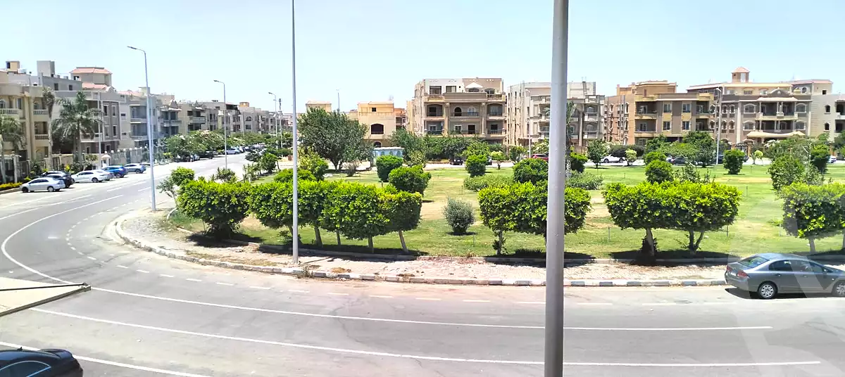 https://aqarmap.com.eg/en/listing/7178854-for-sale-cairo-new-cairo-first-settlement-mhwr-mstfy-kml