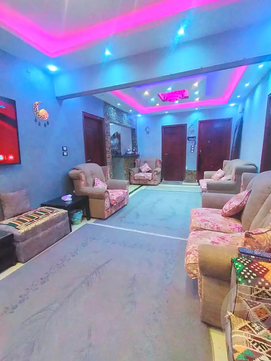 https://aqarmap.com.eg/en/listing/7178962-for-sale-cairo-helwan-helwan-el-sharkeya-heidar-st