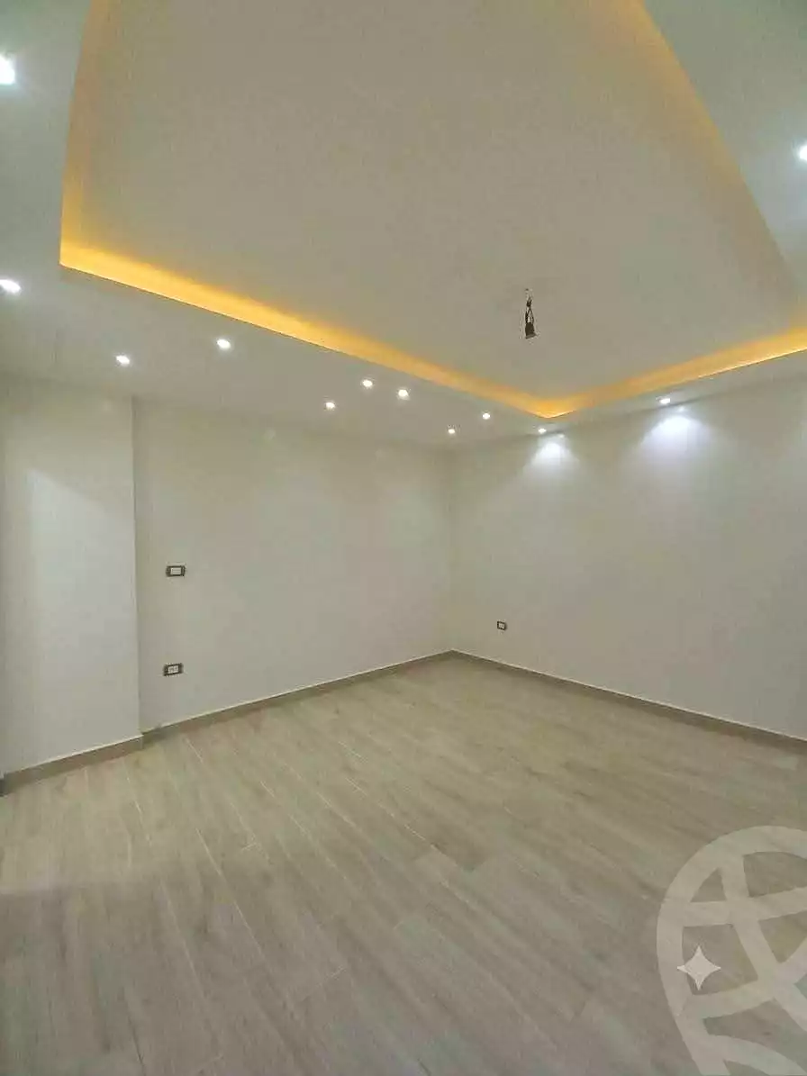 https://aqarmap.com.eg/ar/listing/7179211-for-sale-alexandria-al-agamy-lbytsh-mohamed-el-fardi-st