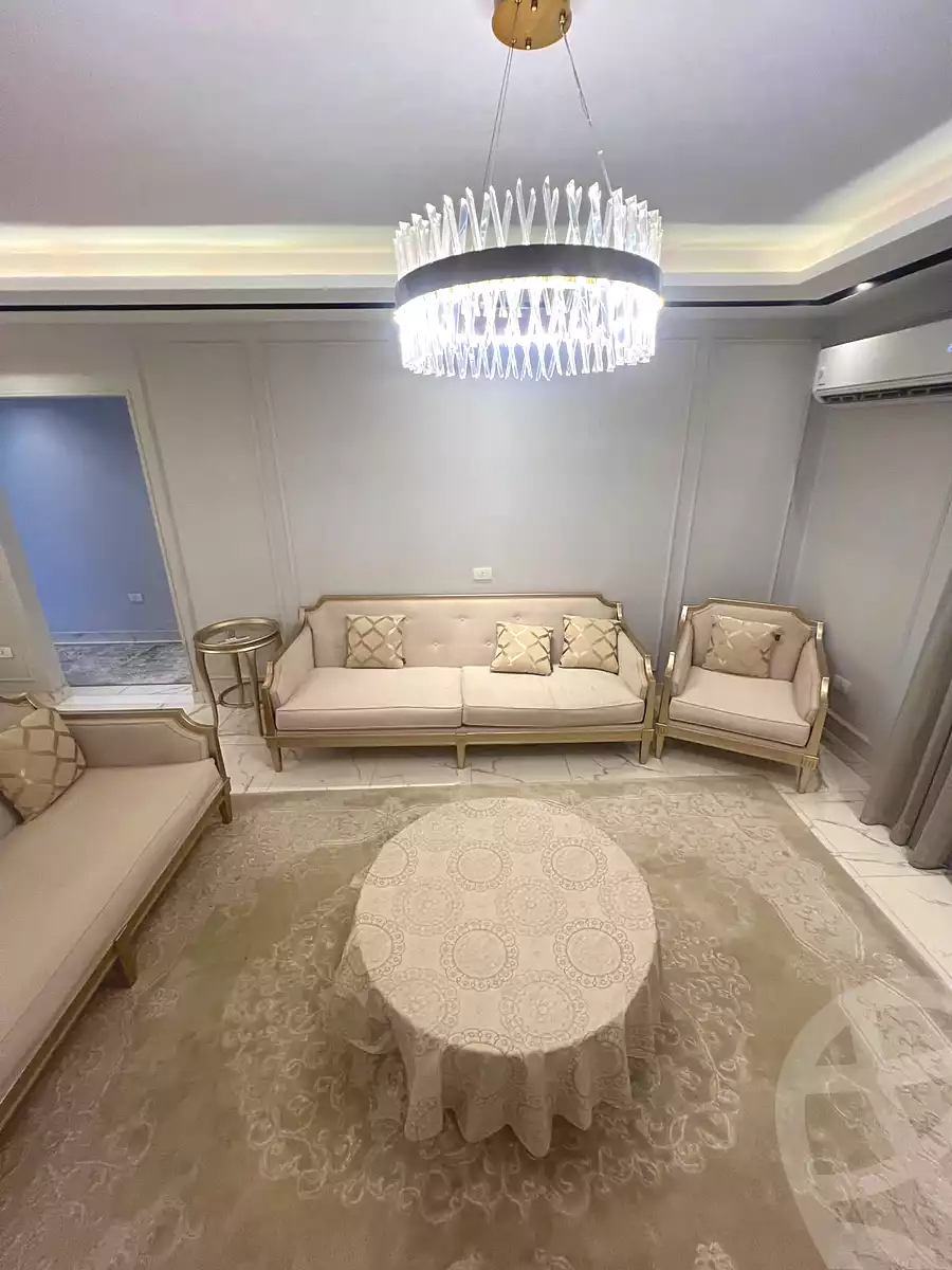 https://aqarmap.com.eg/ar/listing/7179392-for-rent-cairo-el-sheikh-zayed-city-compounds-beverly-hills